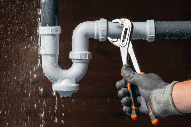 Professional Pipe Repair technician working in Danvers, IL